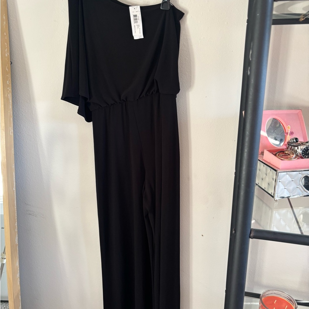 Bisou Bisou Black One-Shoulder Jumpsuit